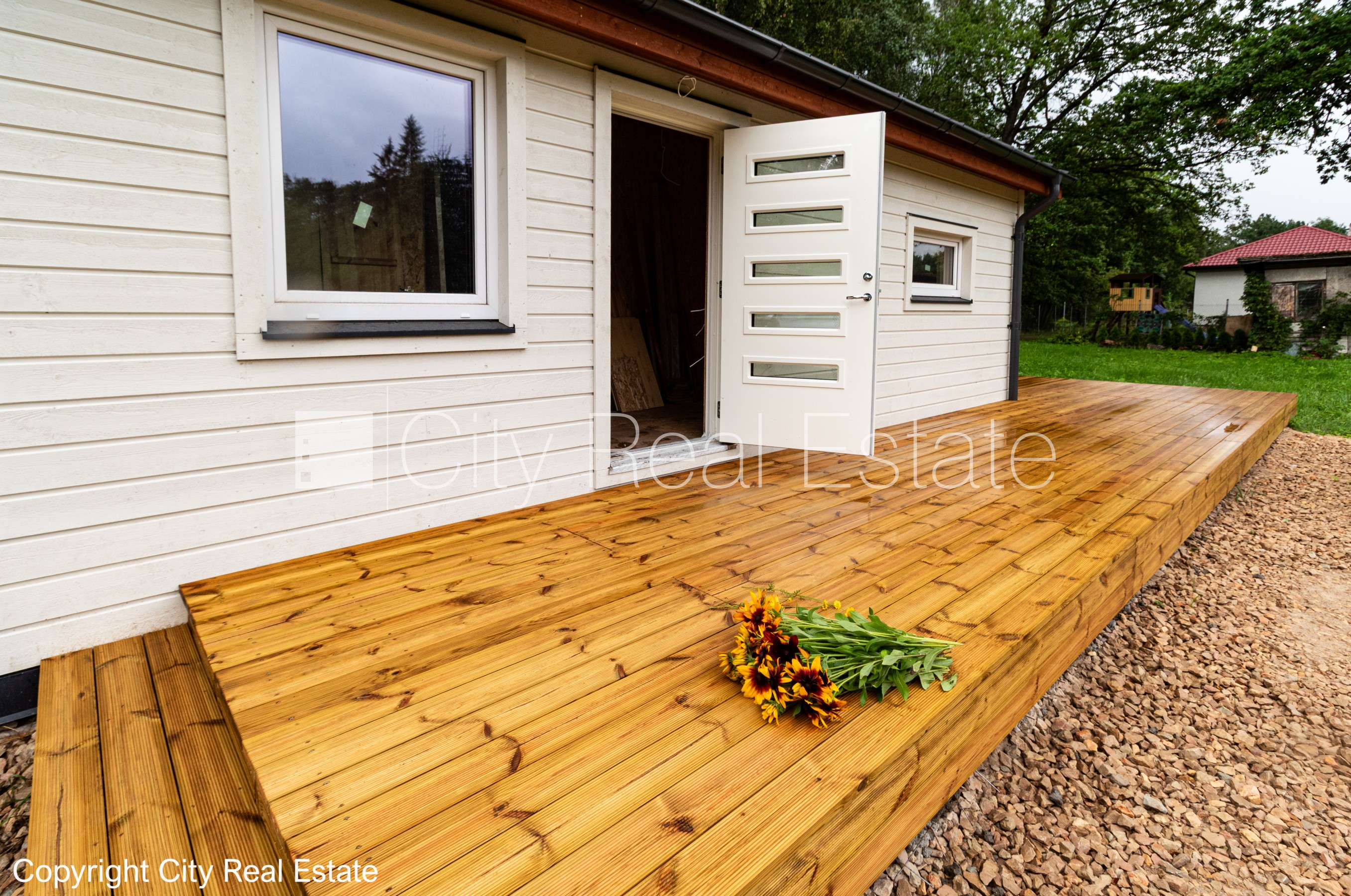 Sludinājumi. Privātmāja, koka māja, energo efektīva māja, vieta vairākām automašīnām, terase 40 m2, guļamistabu Cena: 125000 EUR Foto #20