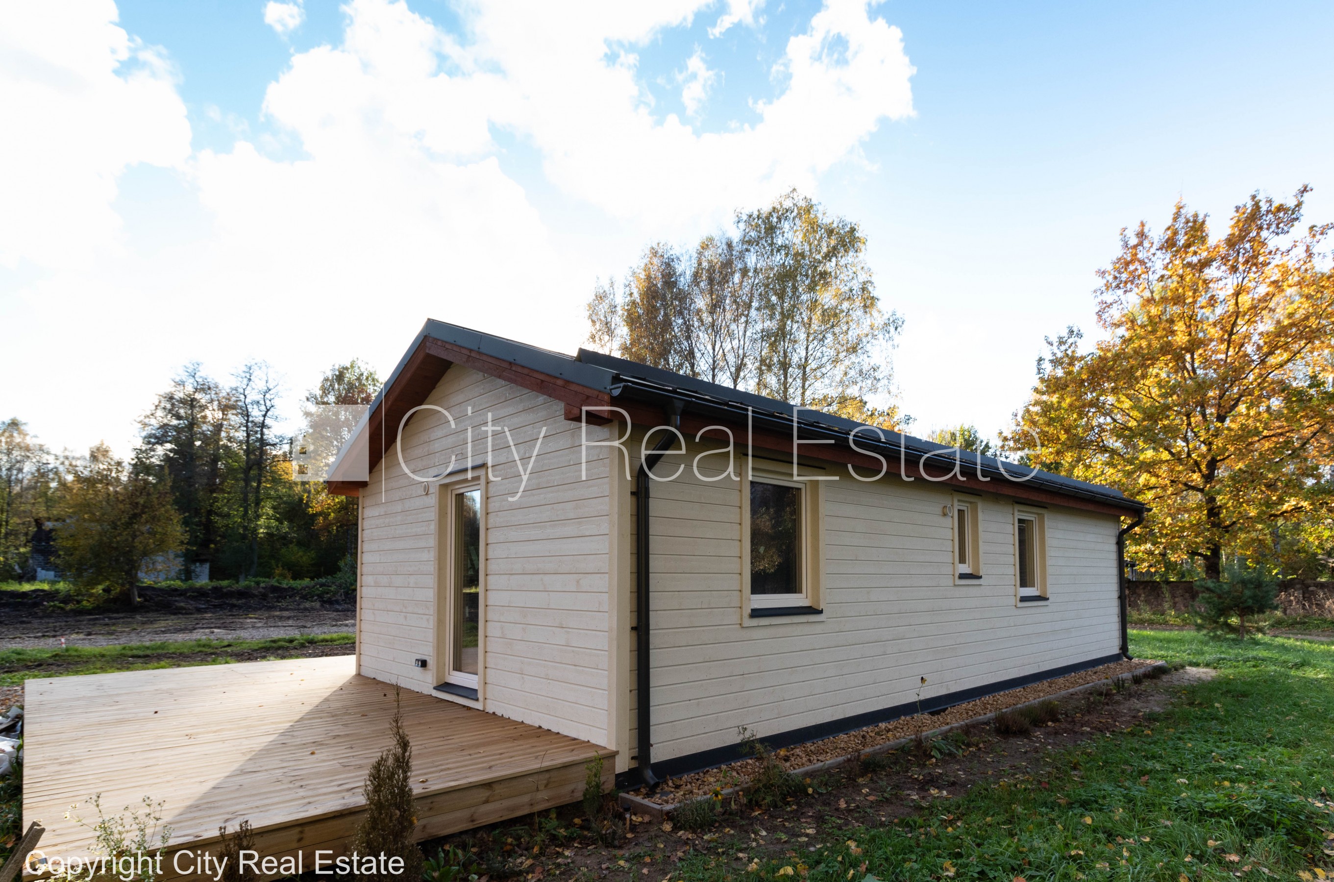 Sludinājumi. Privātmāja, koka māja, energo efektīva māja, vieta vairākām automašīnām, terase 40 m2, guļamistabu Cena: 125000 EUR Foto #13