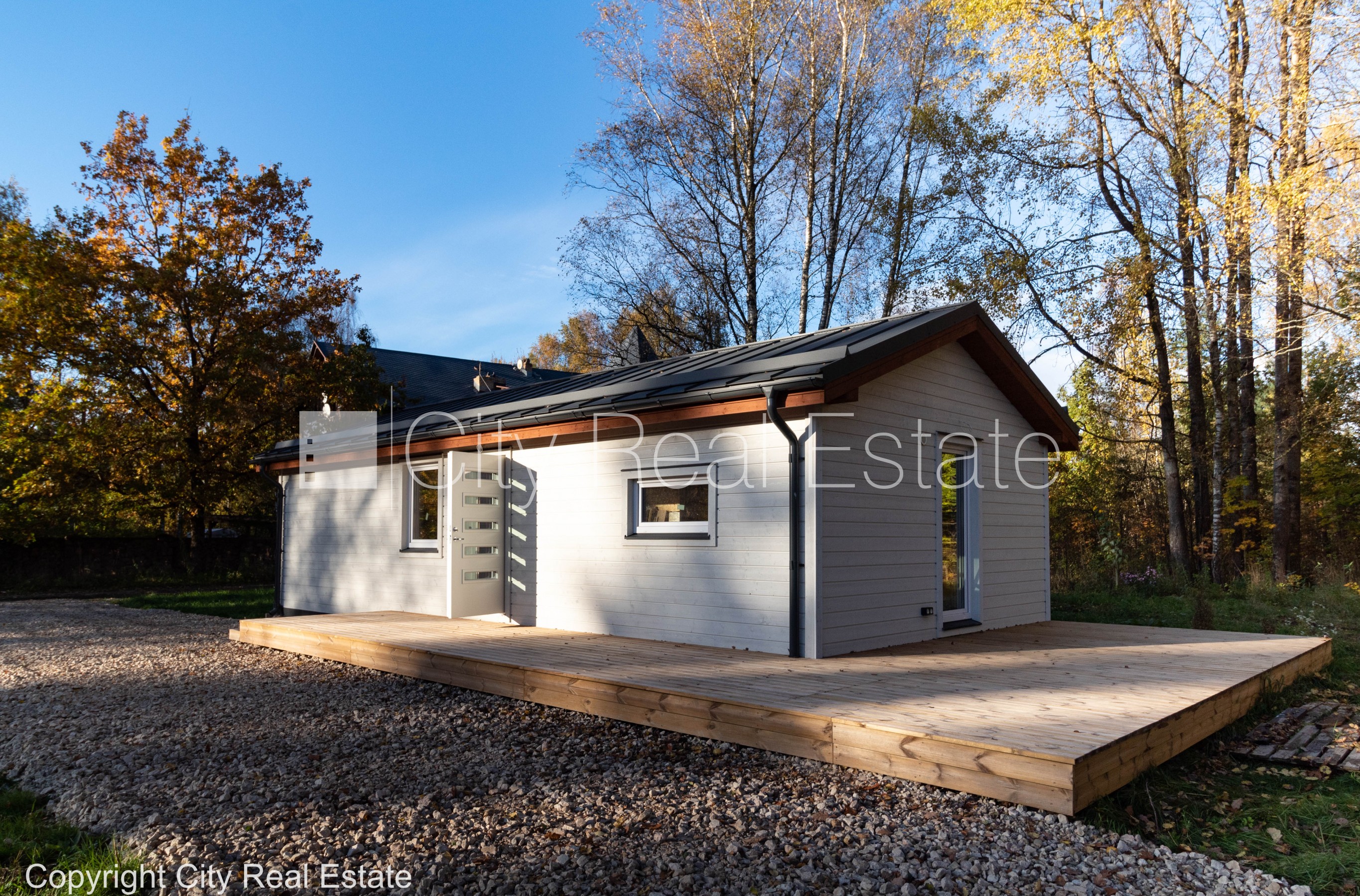 Sludinājumi. Privātmāja, koka māja, energo efektīva māja, vieta vairākām automašīnām, terase 40 m2, guļamistabu Cena: 125000 EUR Foto #4