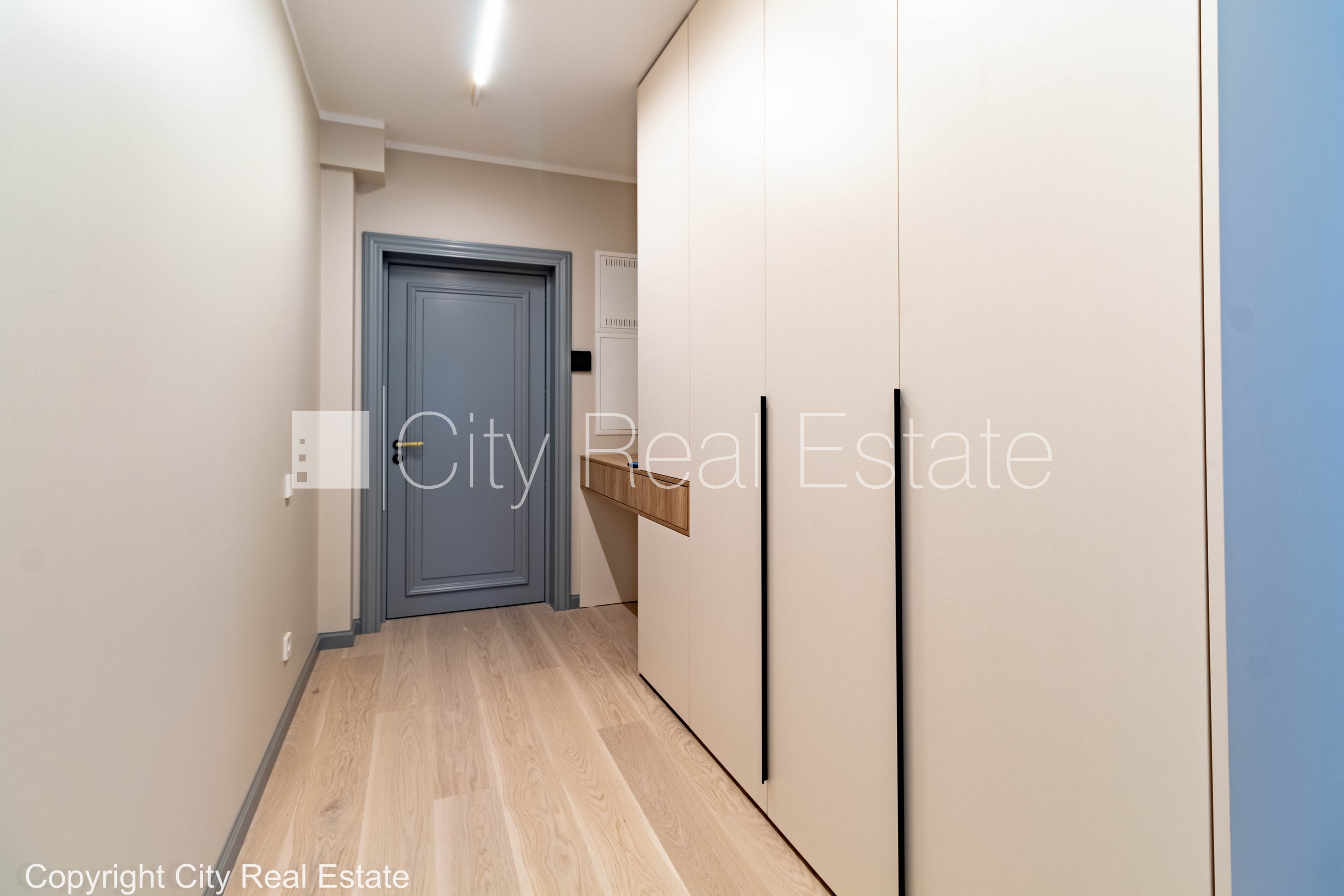 Sludinājumi. Jaunceltne, pagalma māja, labiekārtots apzaļumots pagalms, iespēja nomāt autostāvvietu, pagalmā Cena: 830 EUR/mēn Foto #12