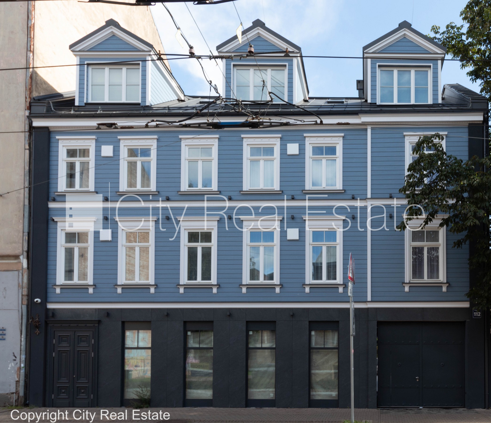 Sludinājumi. Jaunceltne, pagalma māja, labiekārtots apzaļumots pagalms, iespēja nomāt autostāvvietu, pagalmā Cena: 750 EUR/mēn Foto #22