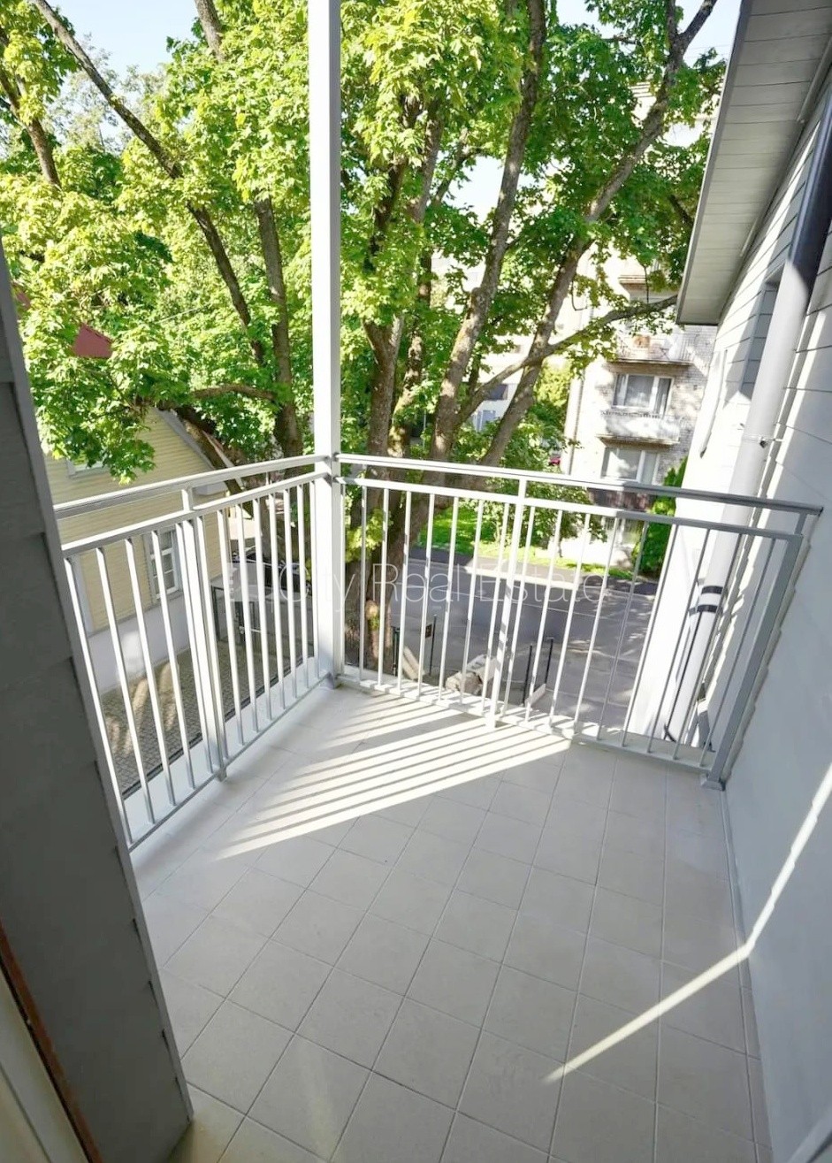 Sludinājumi. Fasādes māja, renovēta māja, slēgts pagalms, iežogota teritorija, vieta automašīnai, ieeja no Cena: 740 EUR/mēn Foto #10