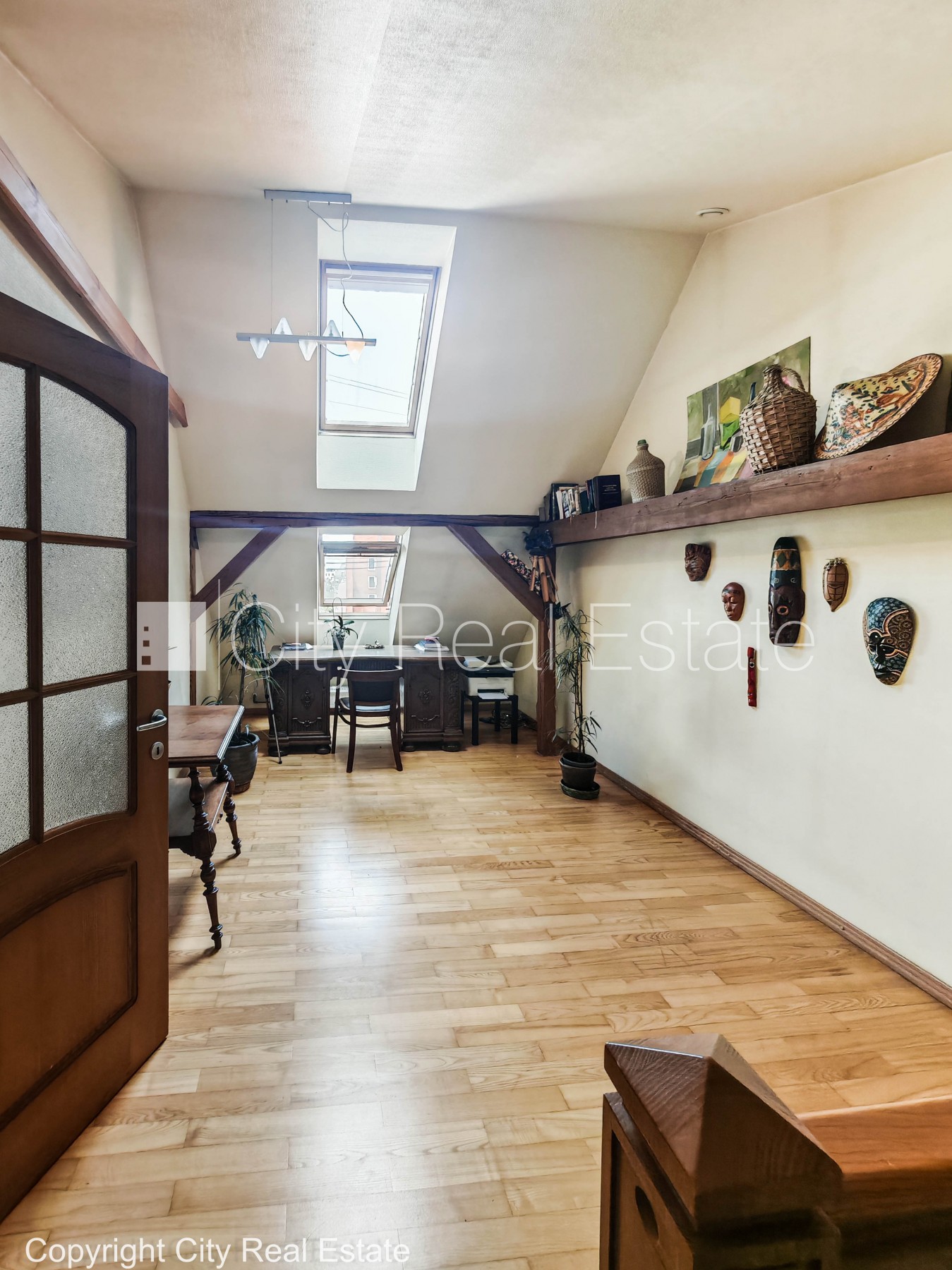 Sludinājumi. Fasādes māja, restaurēta māja, labiekārtots apzaļumots pagalms, slēgts pagalms, maksas stāvvieta, Cena: 1500 EUR/mēn Foto #11