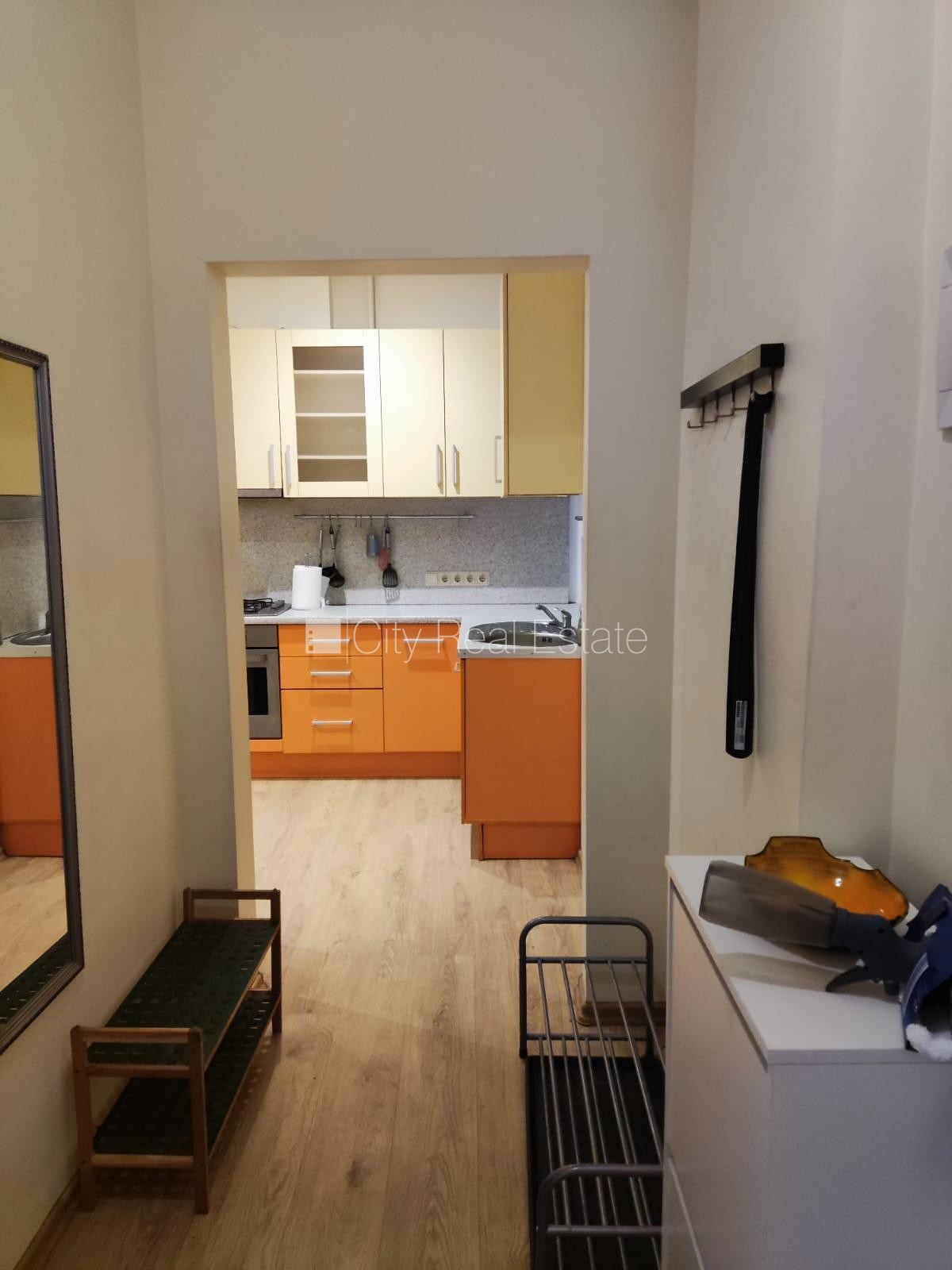 Sludinājumi. Pagalma ēka, renovēta māja, labiekārtota apzaļumota teritorija, istabas izolētas 2 gab., Cena: 800 EUR/mēn Foto #5