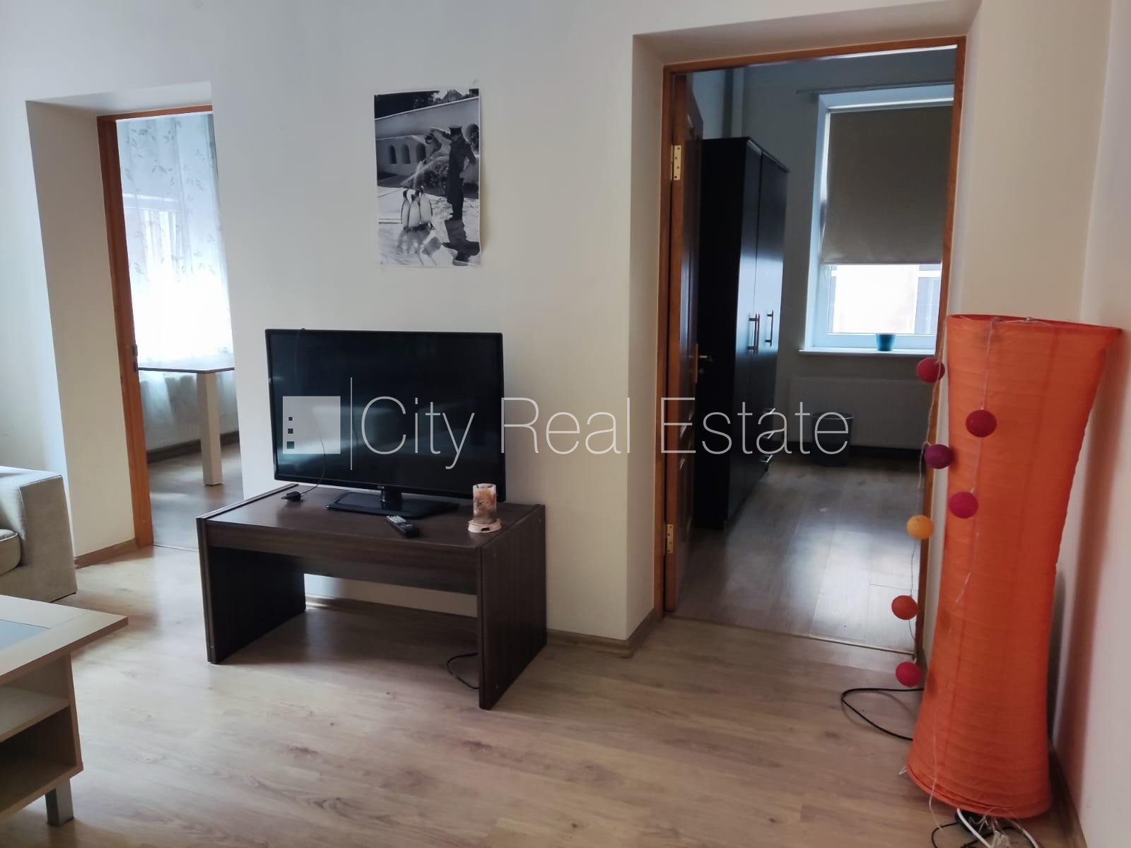 Sludinājumi. Pagalma ēka, renovēta māja, labiekārtota apzaļumota teritorija, istabas izolētas 2 gab., Cena: 800 EUR/mēn Foto #7