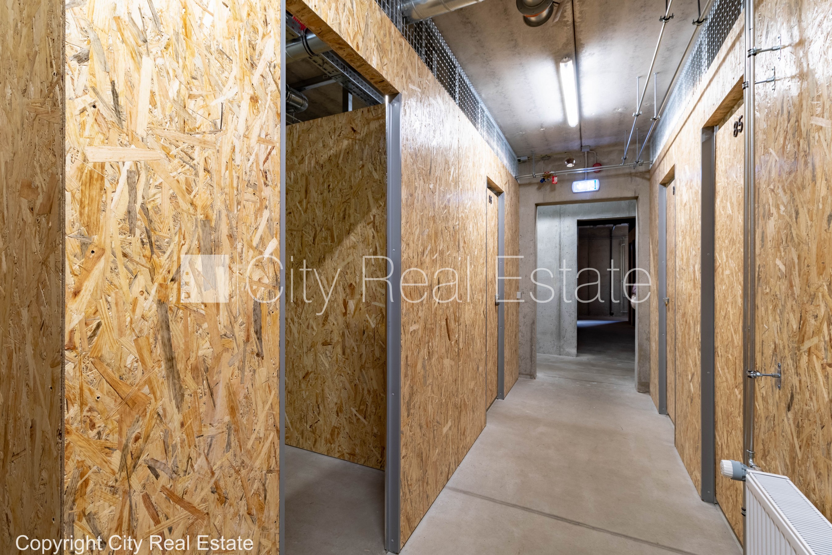 Sludinājumi. Jaunceltne, fasādes māja, labiekārtots apzaļumots pagalms, iežogota teritorija ar metāla sētu, Cena: 98000 EUR Foto #25