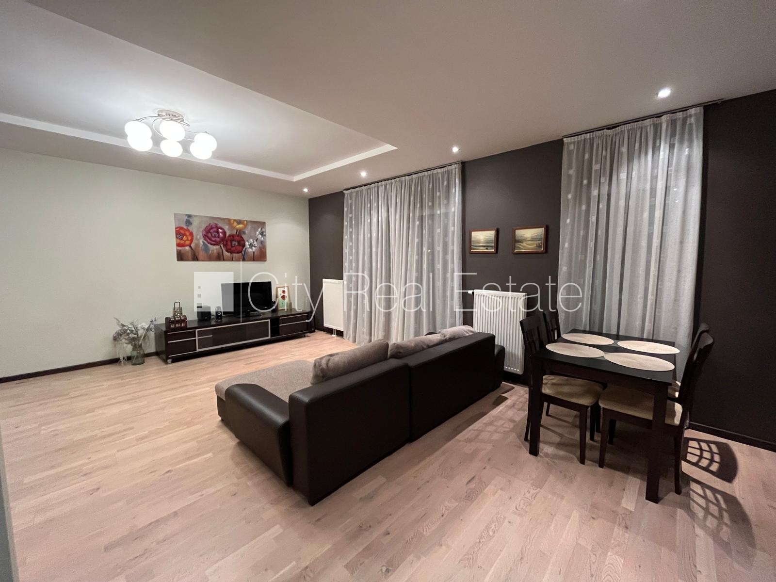 Sludinājumi. Jaunceltne, zaļā teritorija, iežogota teritorija, bezmaksas stāvvieta pagalmā, apzaļumota Cena: 130000 EUR Foto #7