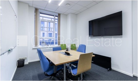 Sludinājumi. Fasādes māja, restaurēta māja, apsargāta teritorija, ieeja no ielas, ir lifts, kāpņu telpa pēc Cena: 3199 EUR/mēn Foto #2