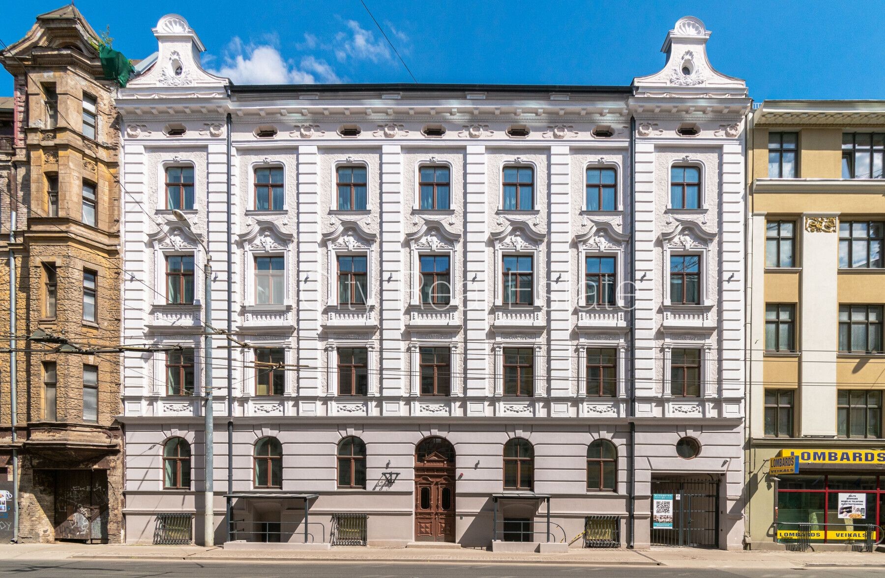 Sludinājumi. Fasādes māja, renovēta māja, iespēja nomāt autostāvvietu, ieeja no ielas, ir lifts, viena istaba Cena: 570 EUR/mēn Foto #8