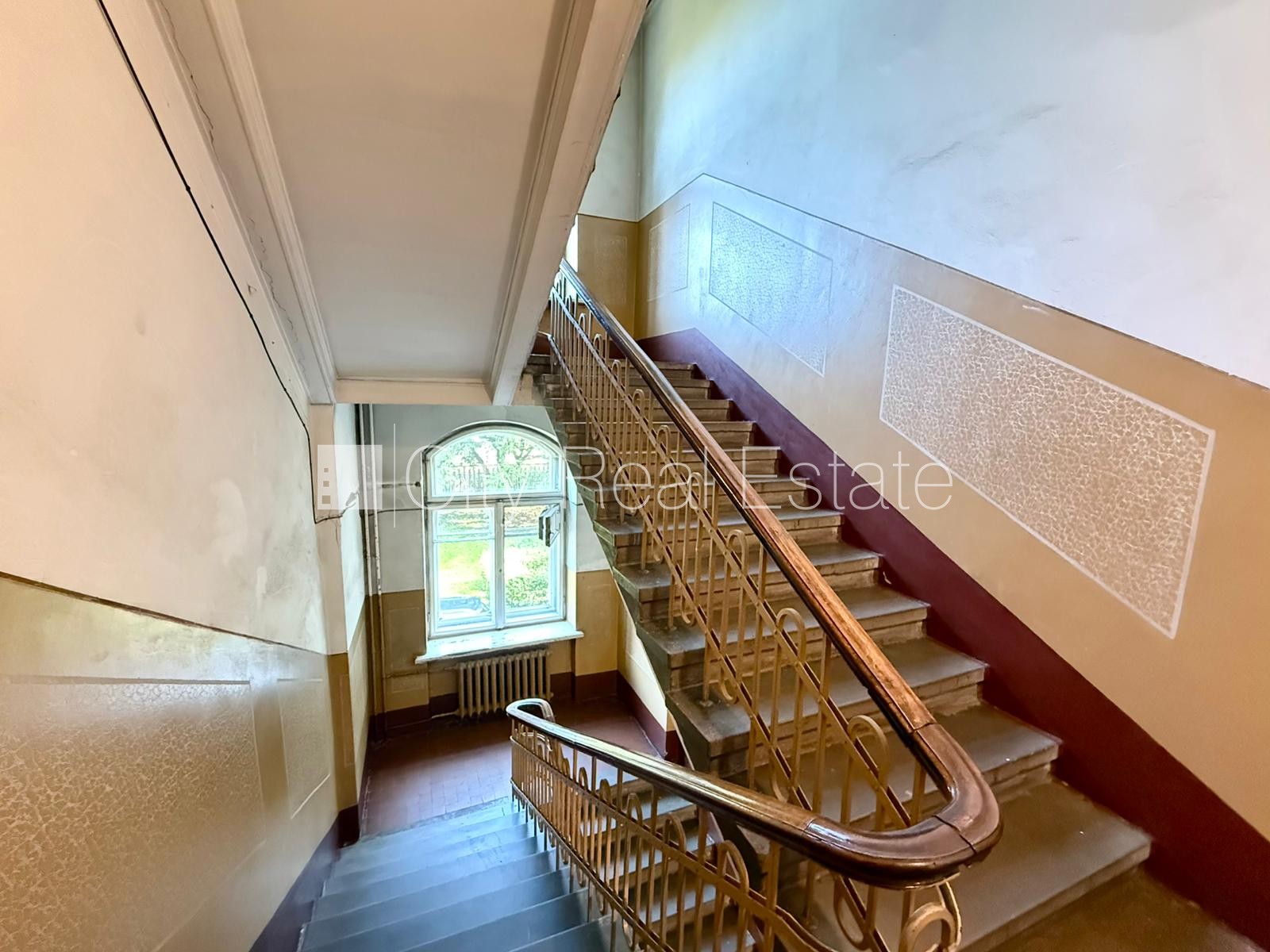 Sludinājumi. Fasādes māja, labiekārtota apzaļumota teritorija, slēgts pagalms, slēgta teritorija, vieta Cena: 415 EUR/mēn Foto #11