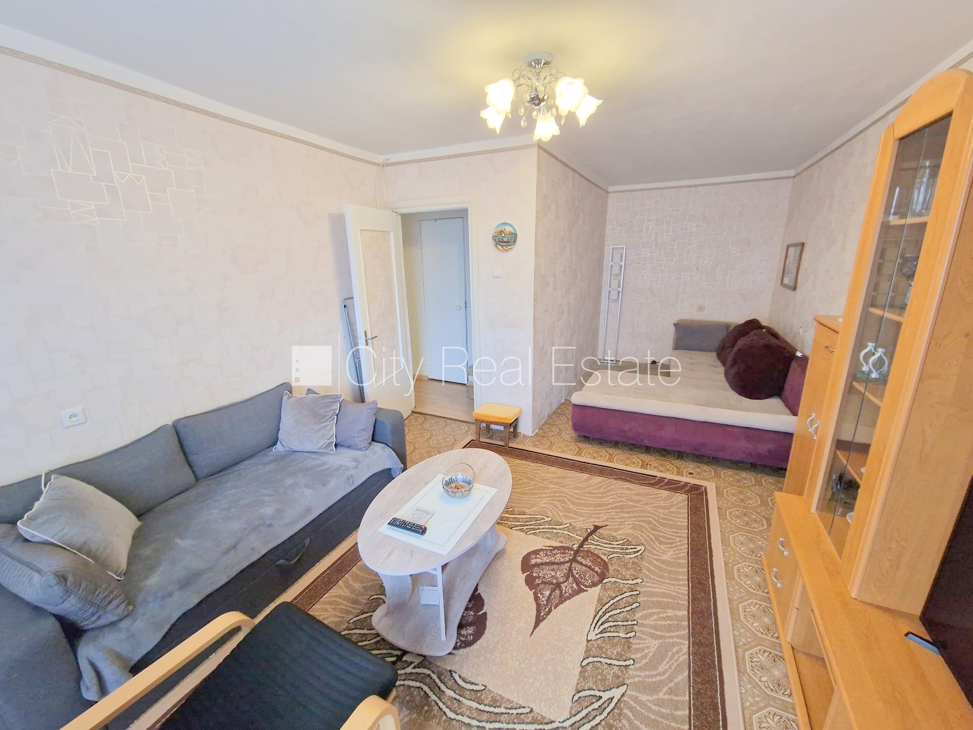 Sludinājumi. Zeme īpašumā, fasādes māja, ieeja no ielas, ir lifts, lodžija, logi vērsti uz pagalma pusi, plašs Cena: 34500 EUR Foto #10