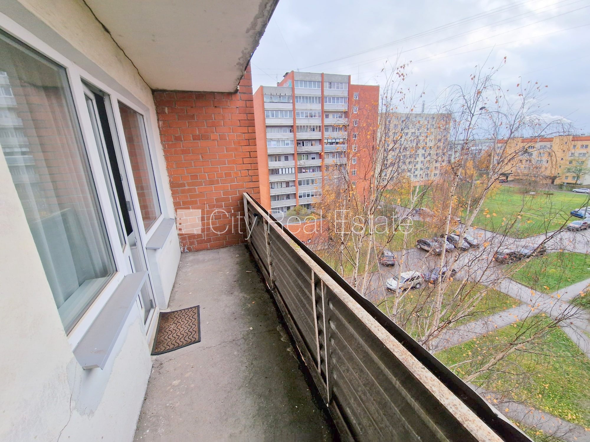 Sludinājumi. Zeme īpašumā, fasādes māja, ieeja no ielas, ir lifts, lodžija, logi vērsti uz pagalma pusi, plašs Cena: 34500 EUR Foto #16