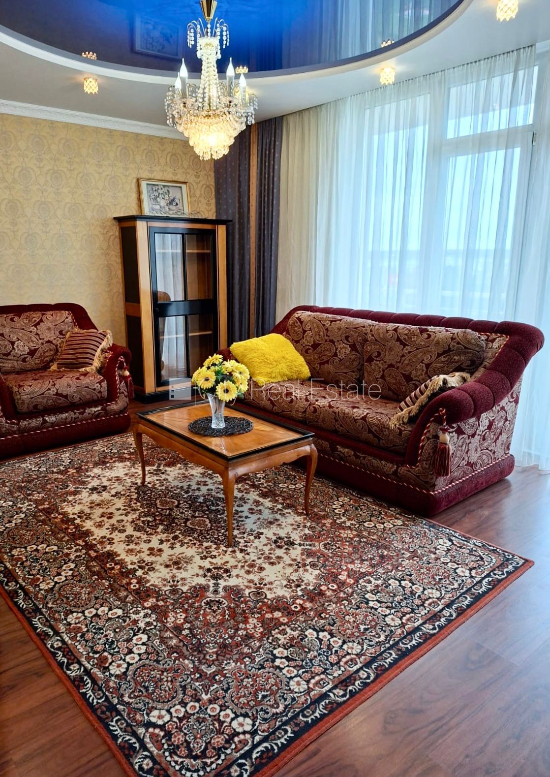 Sludinājumi. Projekts - Salnas 21, jaunceltne, labiekārtota apzaļumota teritorija, slēgta teritorija, iespēja Cena: 550 EUR/mēn Foto #1