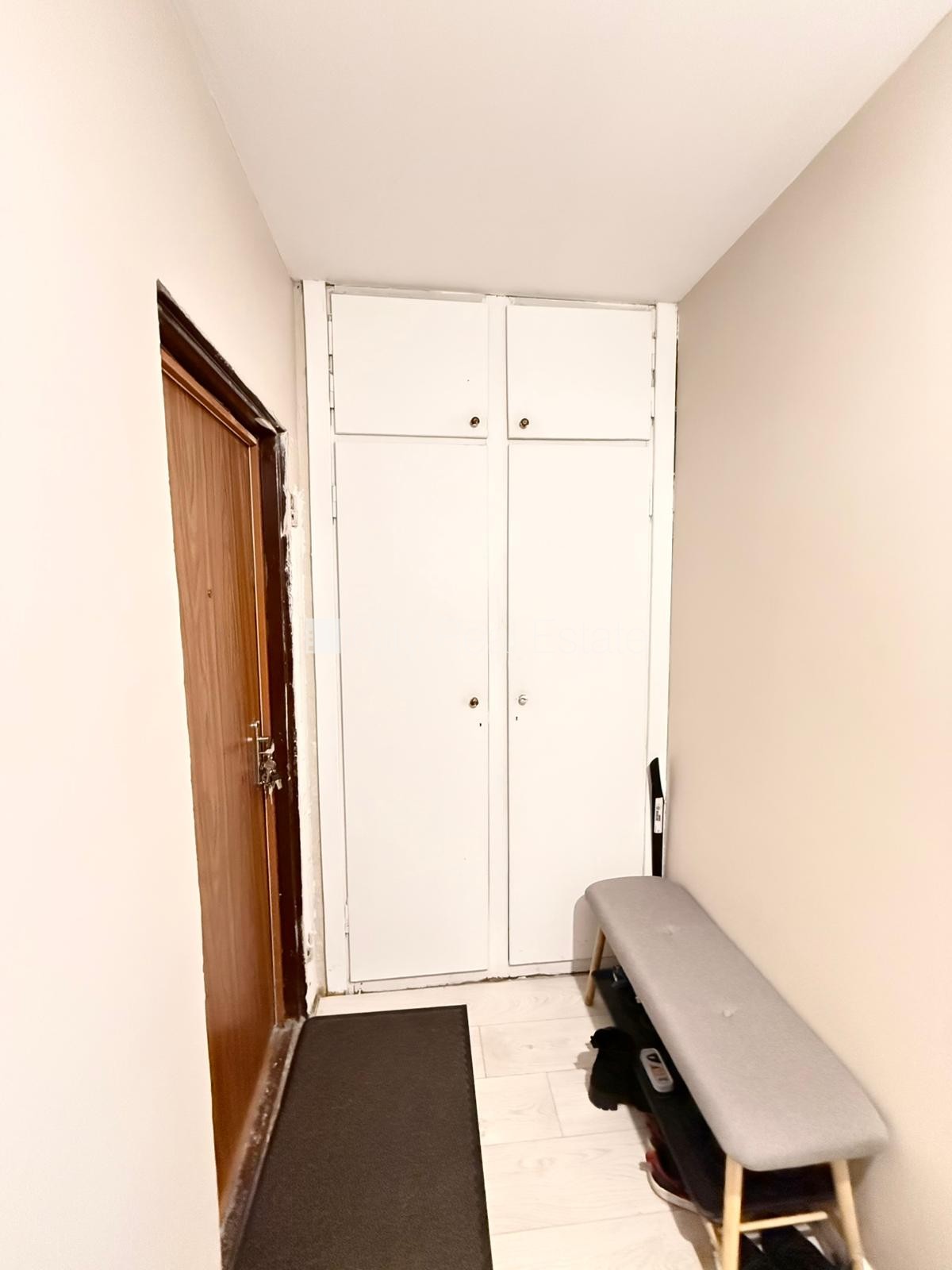 Sludinājumi. Pagalma ēka, labiekārtota apzaļumota teritorija, vieta vairākām automašīnām, teritorijas Cena: 51900 EUR Foto #12