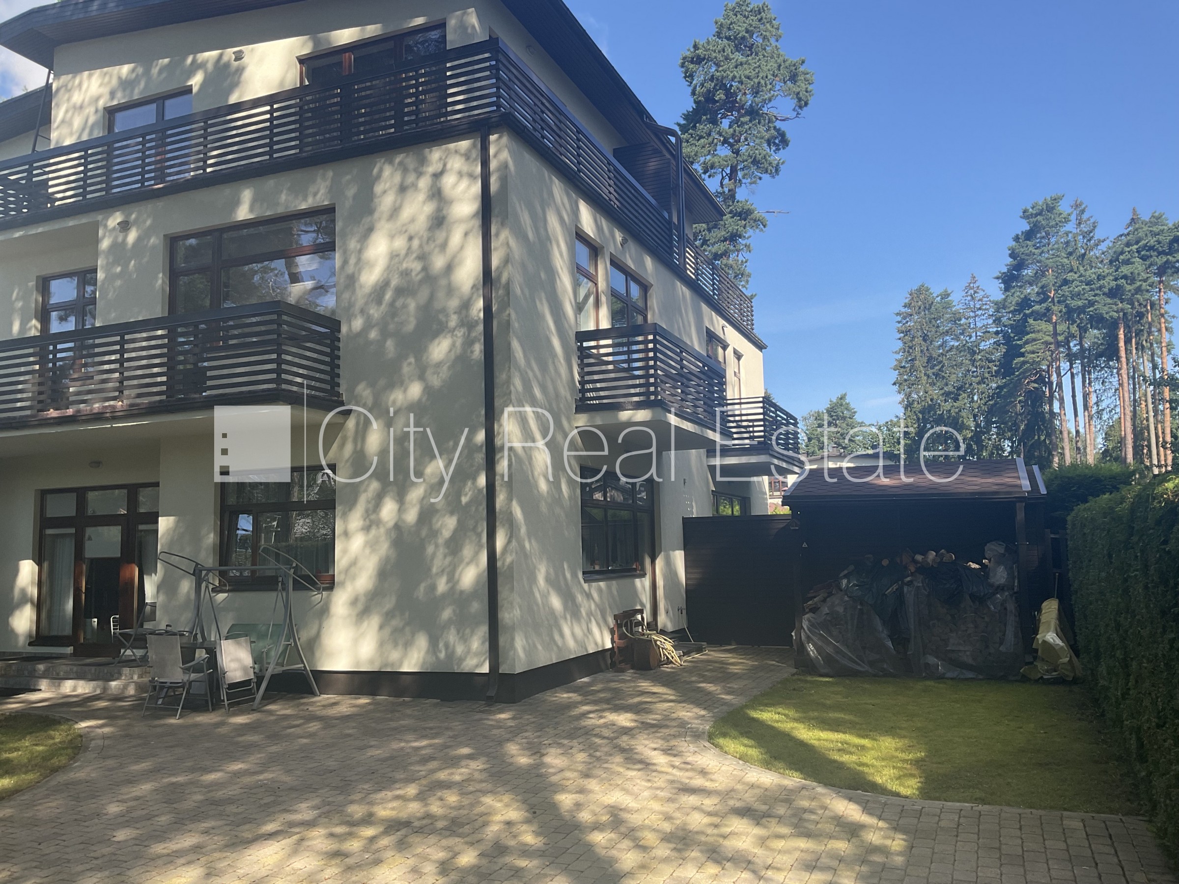 Sludinājumi. Dzīvokļu skaits ēkā  4 gab., keramzīta bloku sienas 0,42 cm, zaļā teritorija, slēgts pagalms, Cena: 297000 EUR Foto #2