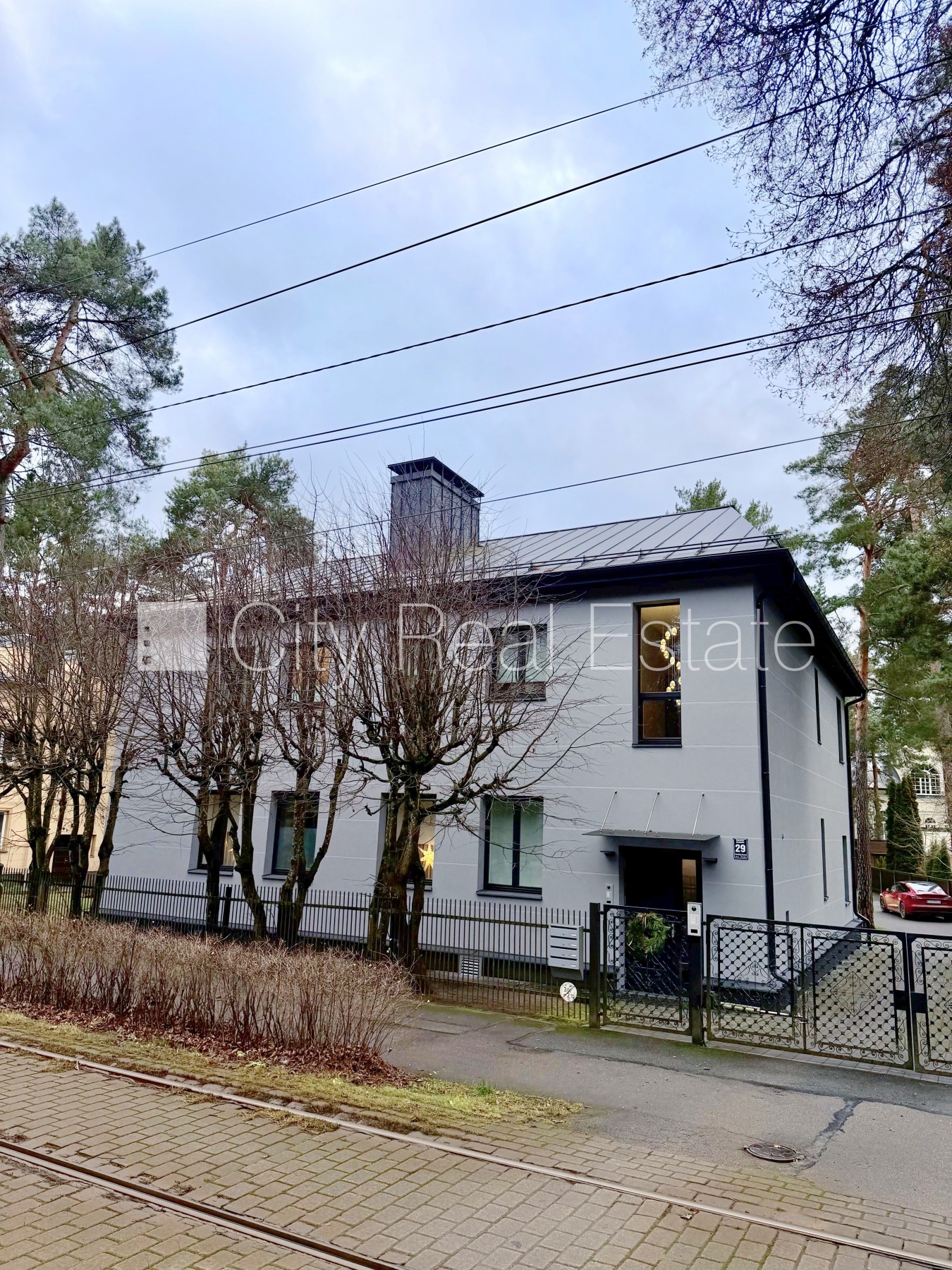 Sludinājumi. Fasādes māja, renovēta māja, slēgts pagalms, iežogota teritorija, vieta automašīnai, ieeja no Cena: 850 EUR/mēn Foto #25