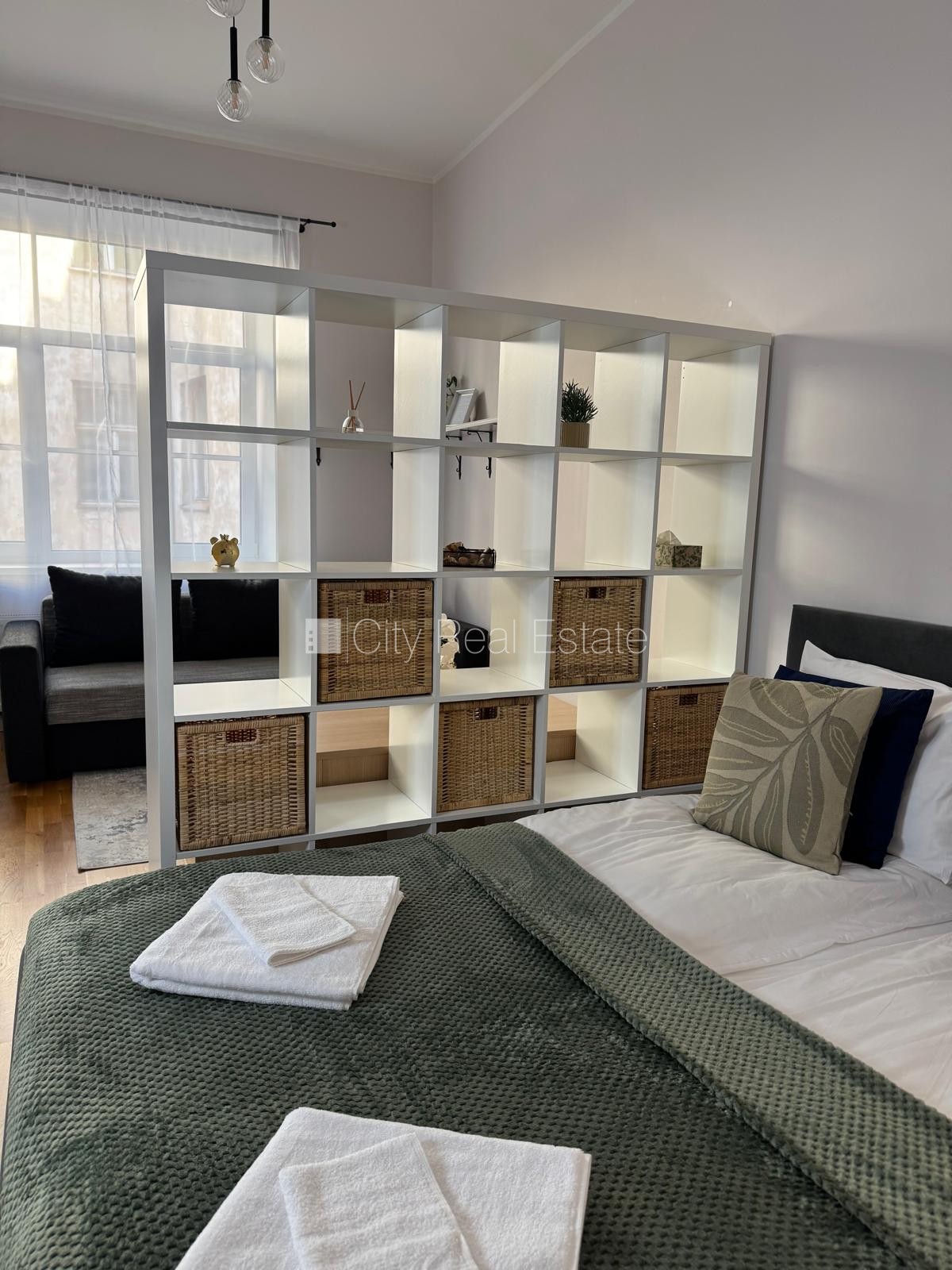 Sludinājumi. Renovēta māja, studio tipa, virtuve apvienota ar viesistabu, krāsotas sienas, jauna santehnika, Cena: 600 EUR/mēn Foto #6