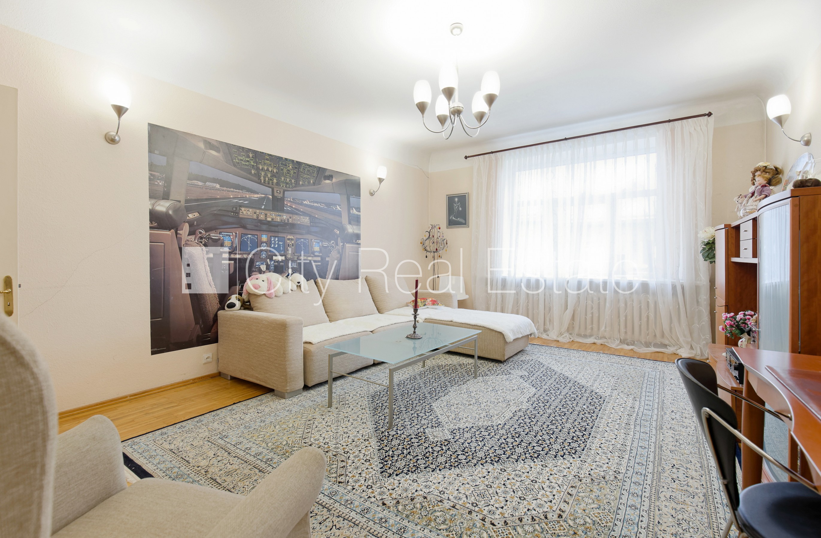 Sludinājumi. Fasādes māja, slēgts pagalms, vieta automašīnai, ir lifts, balkons, sauna, logi vērsti mājas abās Cena: 289000 EUR Foto #6