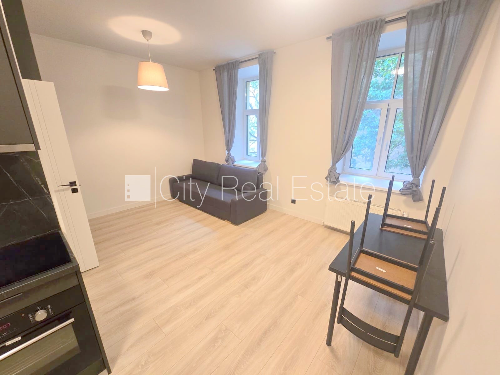 Sludinājumi. Pagalma ēka, fasādes māja, renovēta māja, slēgta teritorija, ieeja no ielas un pagalma, ir lifts, Cena: 420 EUR/mēn Foto #7