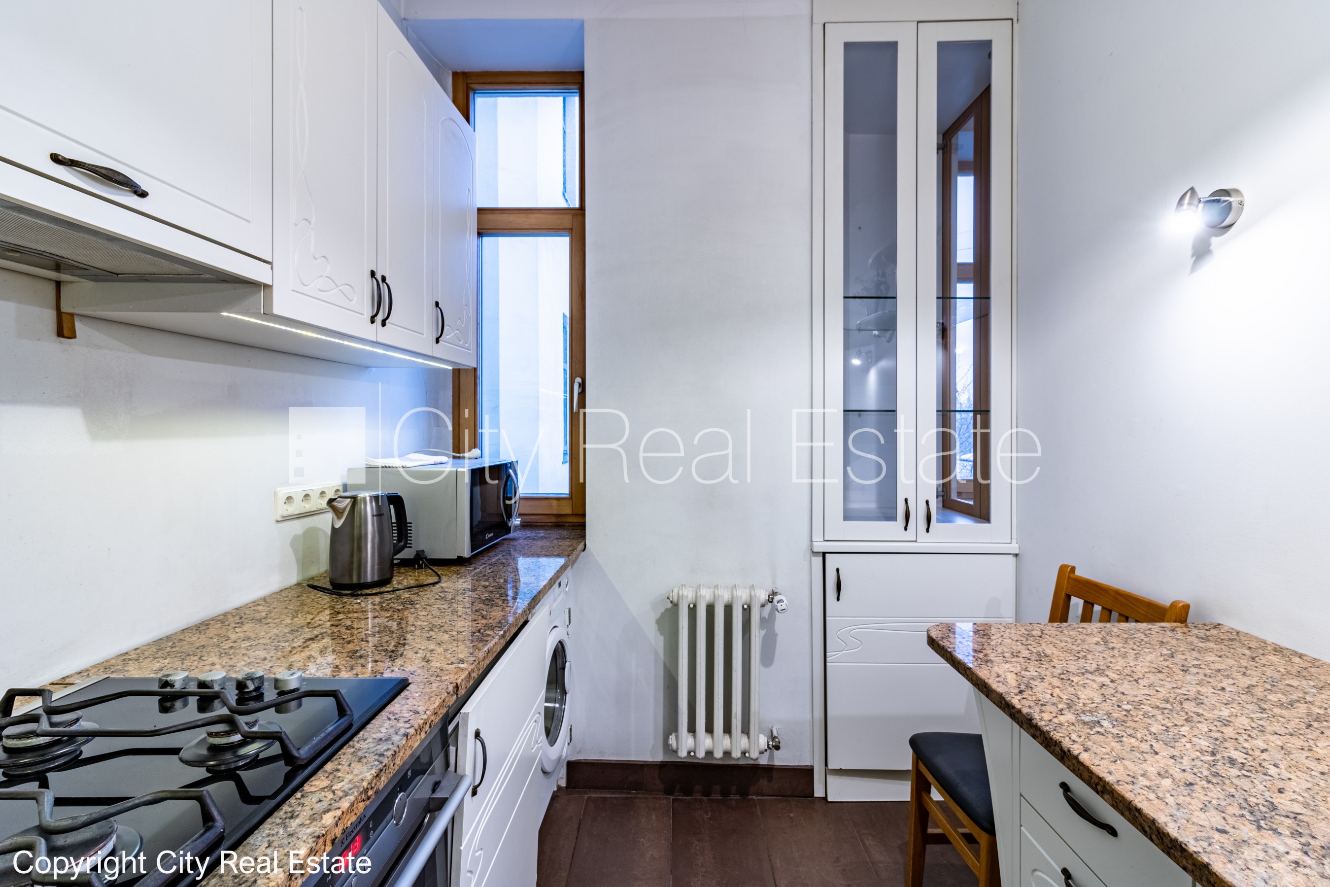 Sludinājumi. Šo dzīvokli izīrē pa diennaktīm (īstermiņa īre), īres cena sludinājumā norādīta par vienu diennakts Cena: 50 EUR/mēn Foto #13