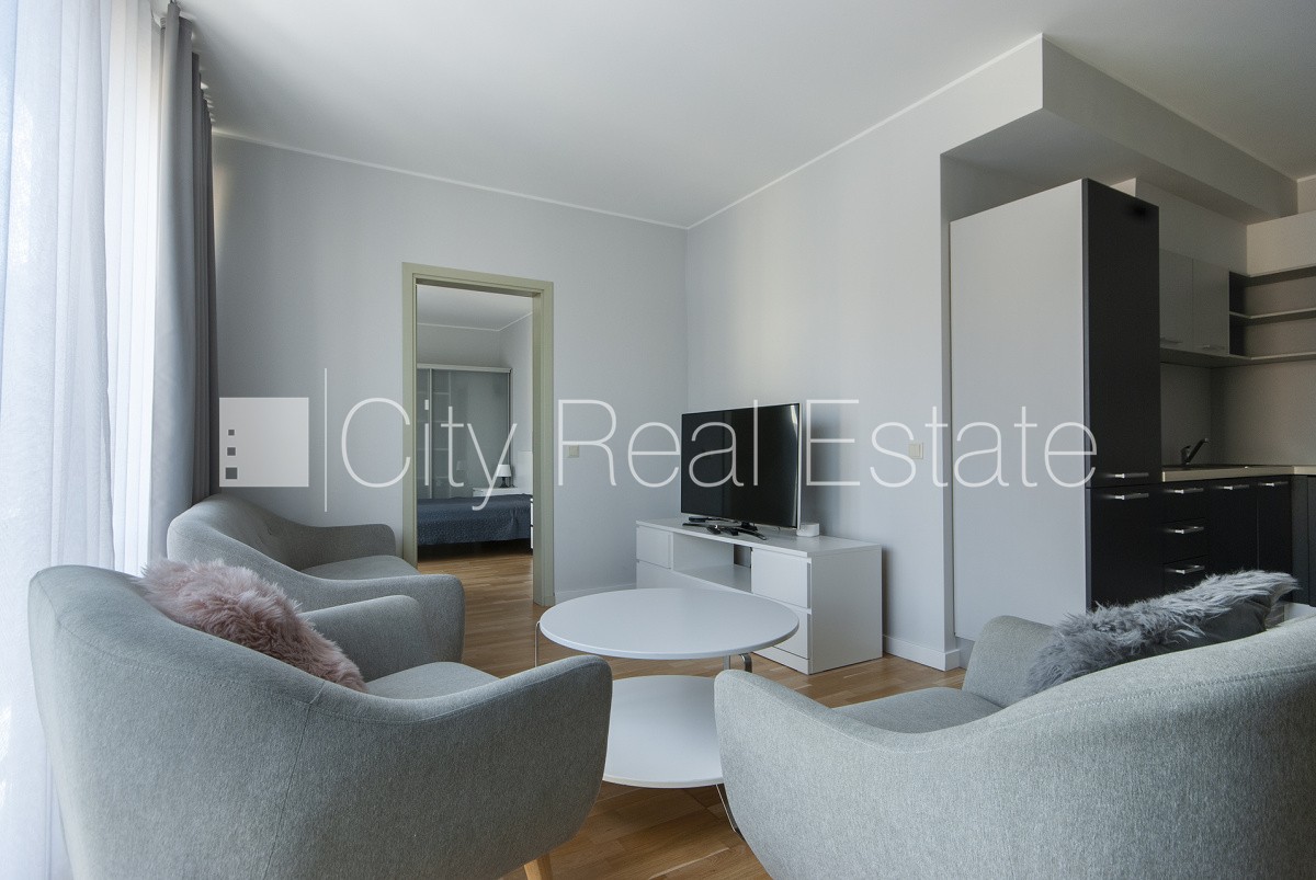 Sludinājumi. Projekts - Kalpaka Residence, fasādes māja, labiekārtots apzaļumots pagalms, ieeja no ielas, ir Cena: 330000 EUR Foto #2