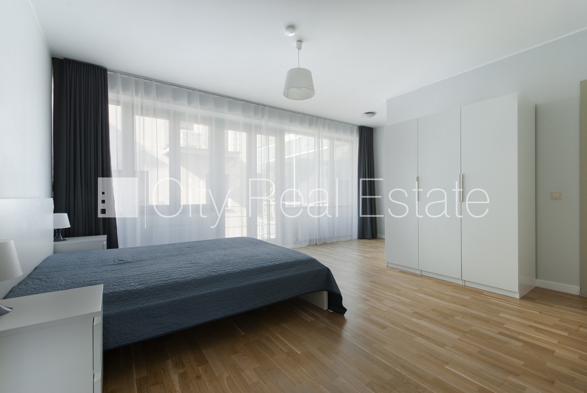 Sludinājumi. Projekts - Kalpaka Residence, fasādes māja, labiekārtots apzaļumots pagalms, ieeja no ielas, ir Cena: 330000 EUR Foto #6