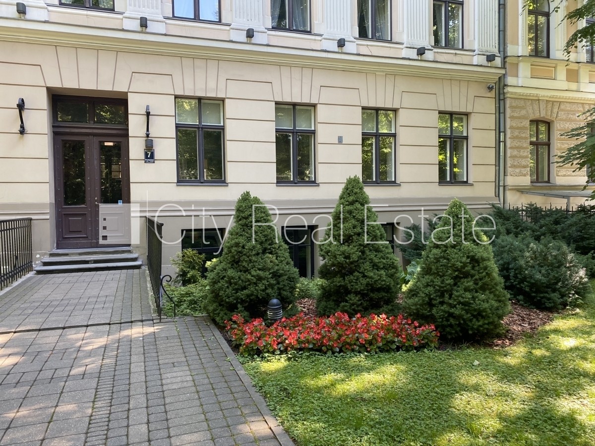 Sludinājumi. Projekts - Kalpaka Park Residence, fasādes māja, renovēta māja, objektu apsargā fiziskā apsardze, Cena: 650 EUR/mēn Foto #24
