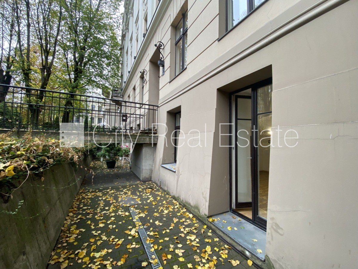 Sludinājumi. Projekts - Kalpaka Park Residence, fasādes māja, renovēta māja, objektu apsargā fiziskā apsardze, Cena: 650 EUR/mēn Foto #23