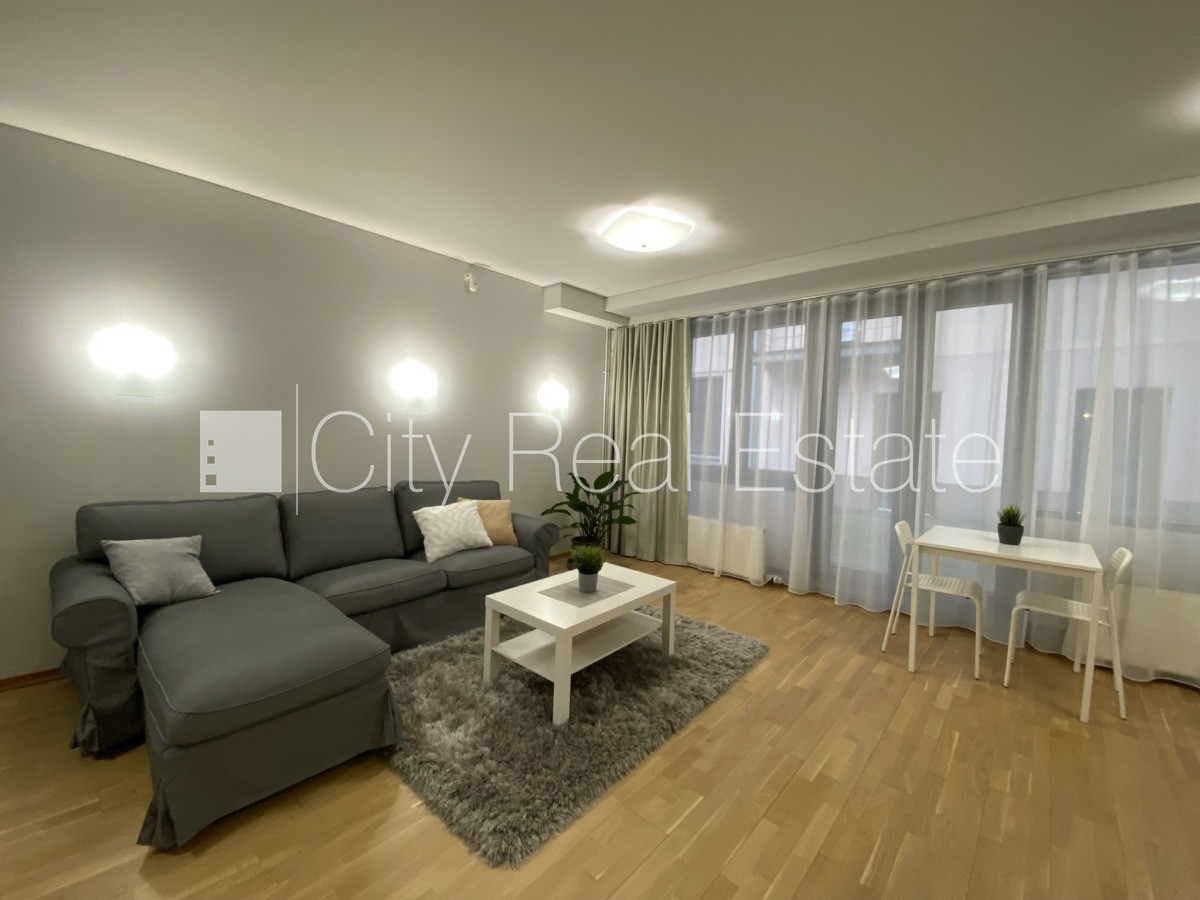 Sludinājumi. Projekts - Kalpaka Park Residence, fasādes māja, renovēta māja, objektu apsargā fiziskā apsardze, Cena: 650 EUR/mēn Foto #6