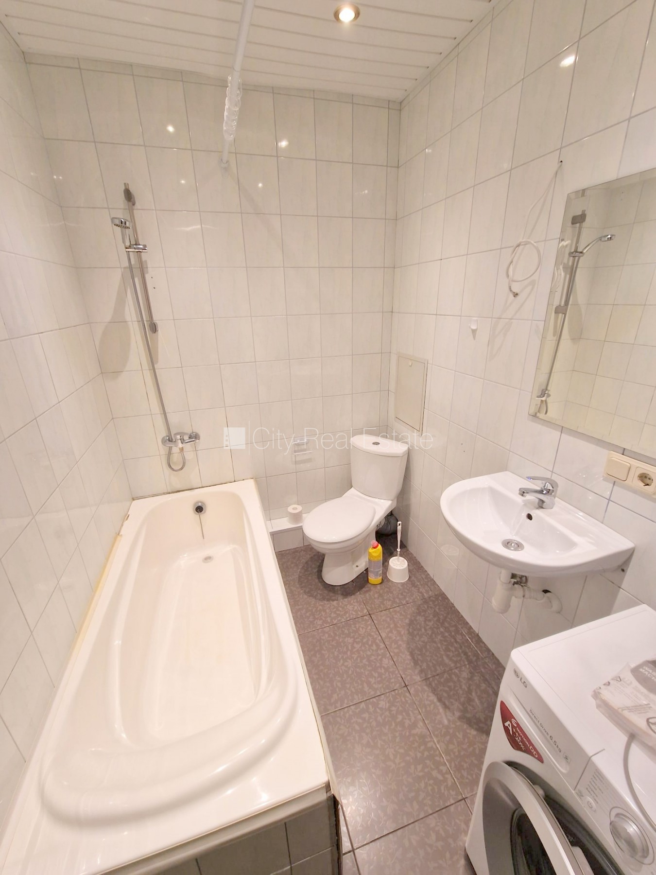 Sludinājumi. Projekts - Elku 4, jaunceltne, slēgta teritorija, iespēja nomāt autostāvvietu, ieeja no ielas un Cena: 150000 EUR Foto #19