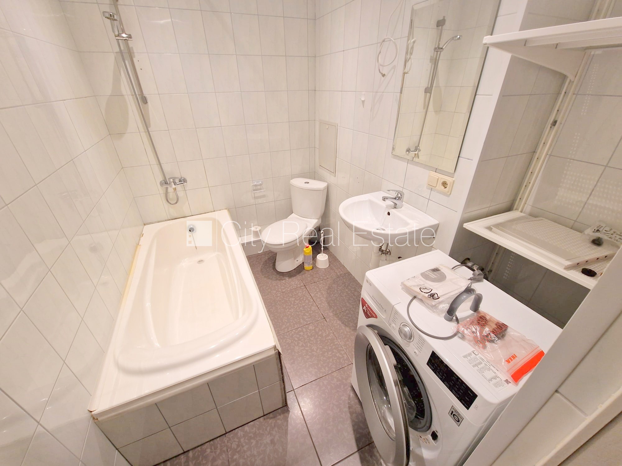 Sludinājumi. Projekts - Elku 4, jaunceltne, slēgta teritorija, iespēja nomāt autostāvvietu, ieeja no ielas un Cena: 150000 EUR Foto #21