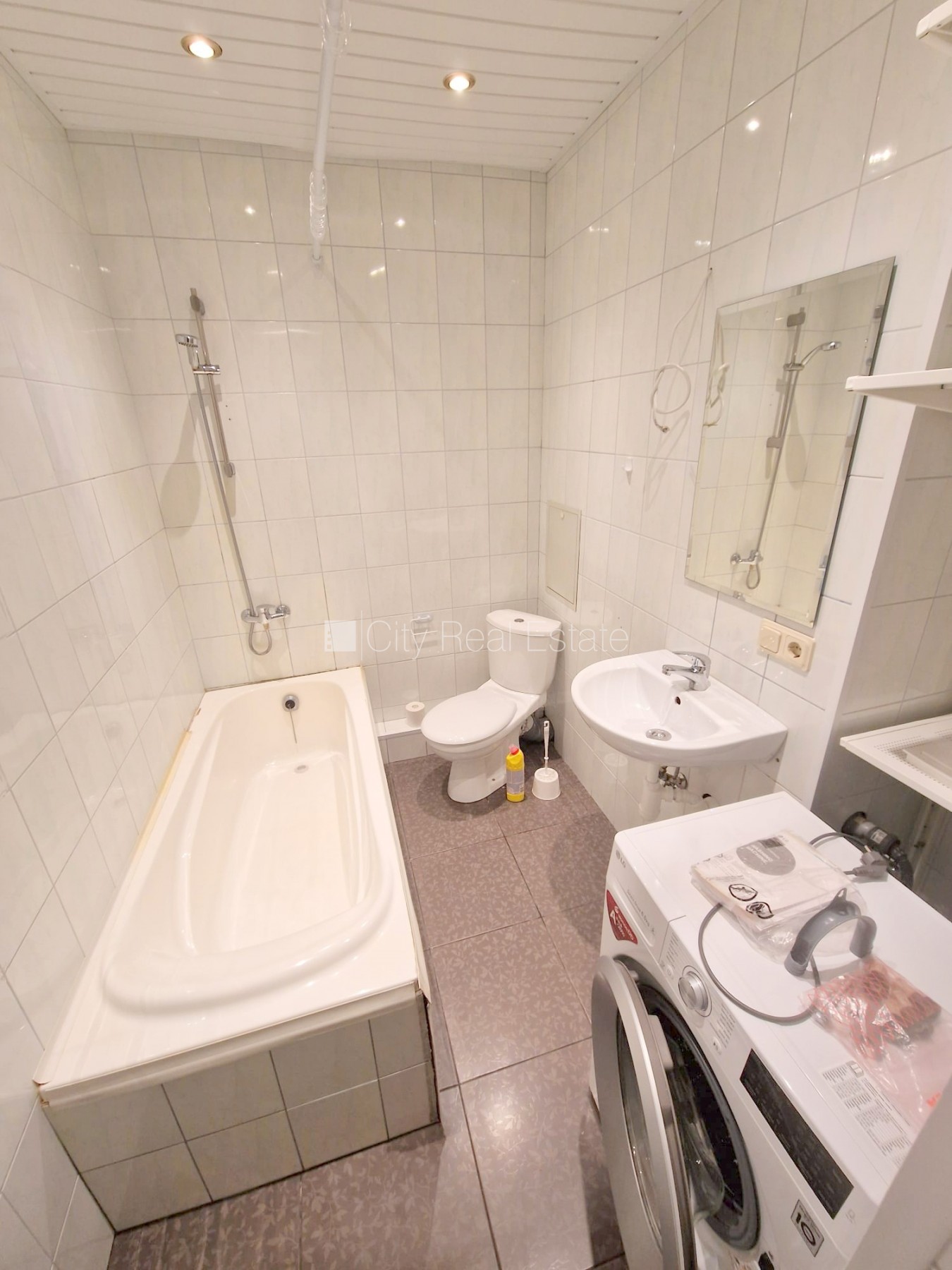 Sludinājumi. Projekts - Elku 4, jaunceltne, slēgta teritorija, iespēja nomāt autostāvvietu, ieeja no ielas un Cena: 150000 EUR Foto #20