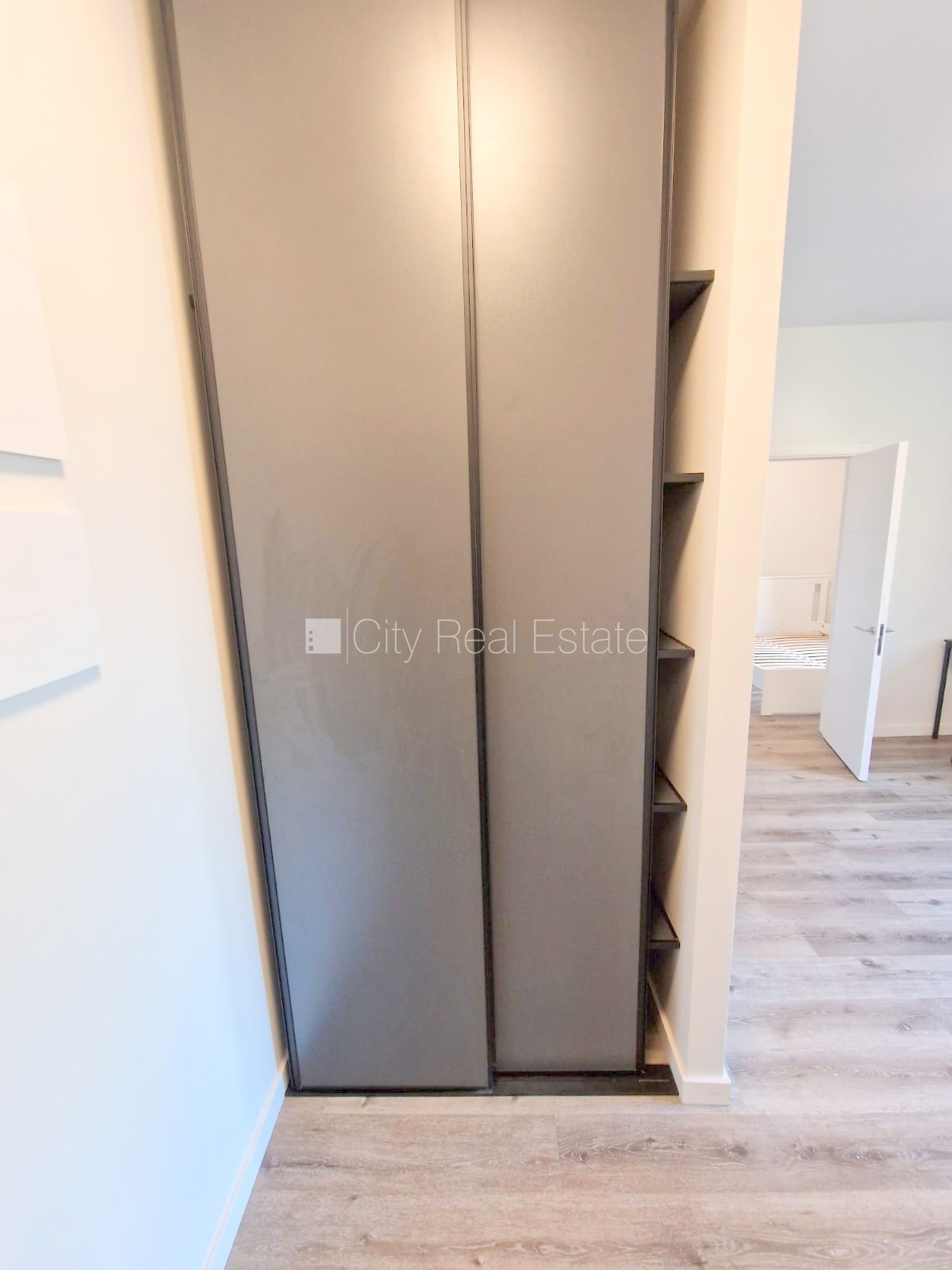 Sludinājumi. Projekts - Matīsa 38, pagalma ēka, renovēta māja, labiekārtots apzaļumots pagalms, slēgts pagalms, Cena: 500 EUR/mēn Foto #18