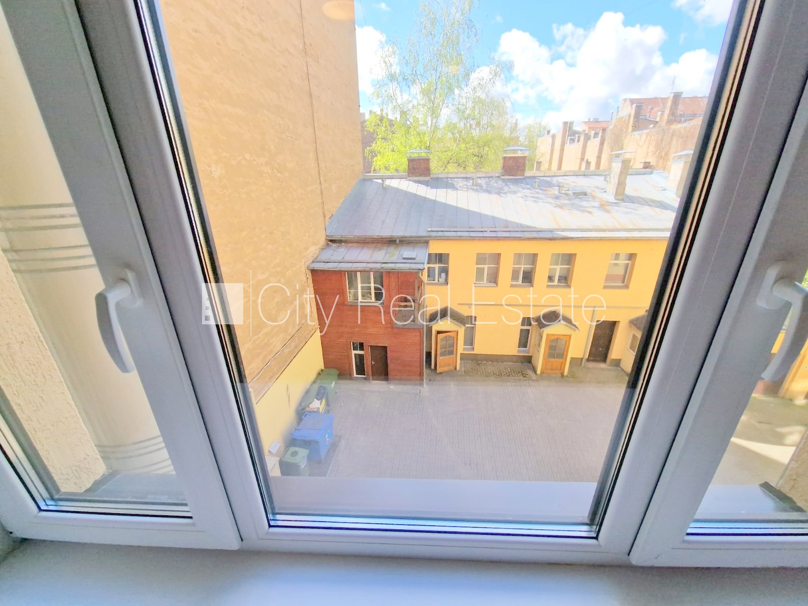 Sludinājumi. Projekts - Matīsa 38, pagalma ēka, renovēta māja, labiekārtots apzaļumots pagalms, slēgts pagalms, Cena: 500 EUR/mēn Foto #9