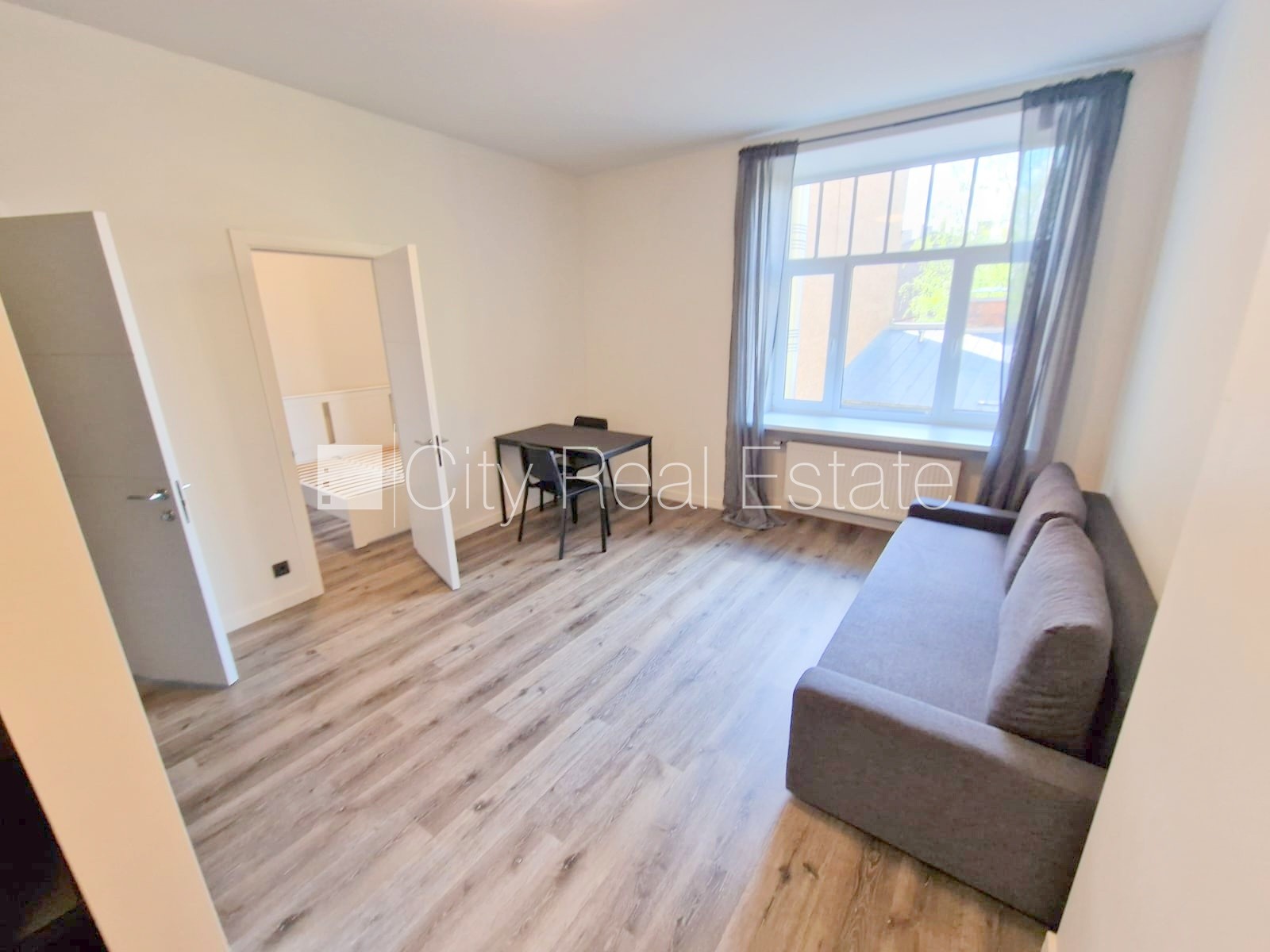 Sludinājumi. Projekts - Matīsa 38, pagalma ēka, renovēta māja, labiekārtots apzaļumots pagalms, slēgts pagalms, Cena: 500 EUR/mēn Foto #1