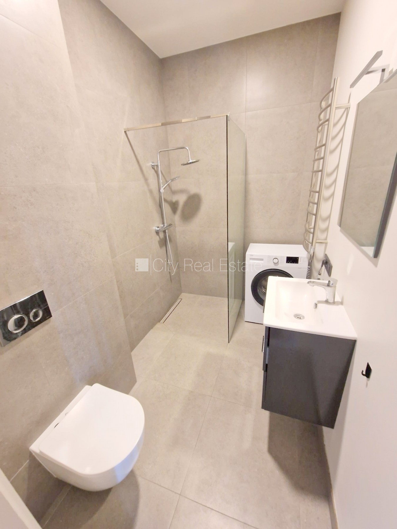 Sludinājumi. Projekts - Matīsa 38, pagalma ēka, renovēta māja, labiekārtots apzaļumots pagalms, slēgts pagalms, Cena: 500 EUR/mēn Foto #17