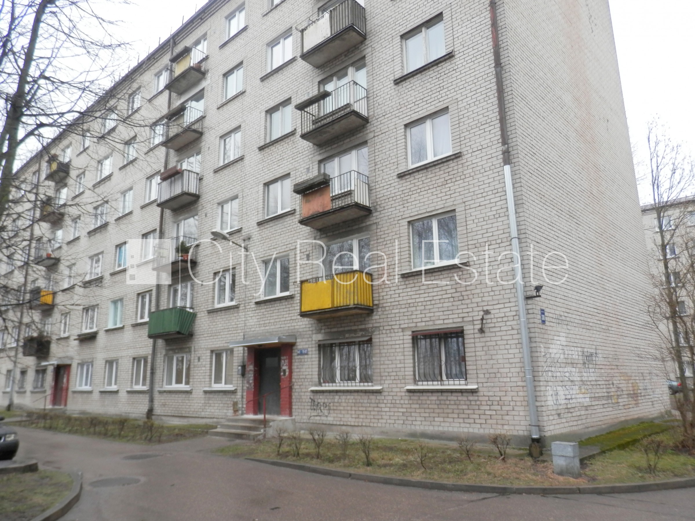Cits — Vesetas iela, Riga, Brasa