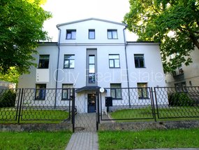Pārdod māju Rīgā, Centrā 424836