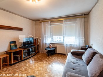 Izīrē dzīvokli Rīgā, Pļavniekos 517005