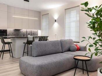 Izīrē dzīvokli Rīgā, Centrā 498611