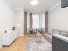 Izīrē dzīvokli Rīgā, Centrā 517911