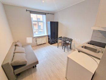 Izīrē dzīvokli Rīgā, Centrā 513630