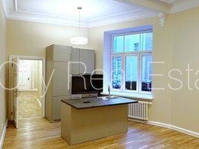 Izīrē dzīvokli Rīgā, Centrā 518014