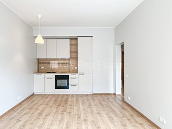 Izīrē dzīvokli Rīgā, Centrā 517599