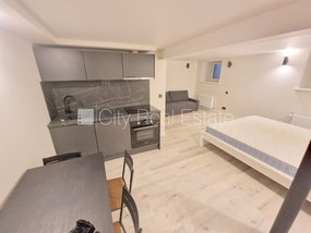 Izīrē dzīvokli Rīgā, Centrā 515945