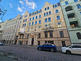 Izīrē dzīvokli Rīgā, Centrā 517831