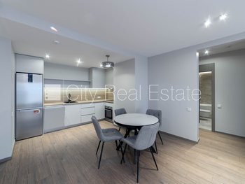 Продают квартиру в Риге, Шампетерисе-Плескодале 517938