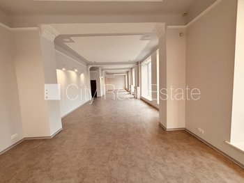 Iznomā komerctelpas Rīgā, Centrā 517683