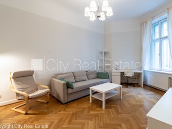 Izīrē dzīvokli Rīgā, Centrā 430711