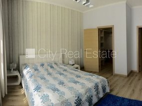 Izīrē dzīvokli Rīgā, Centrā 428415